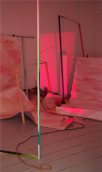 http://www.barbararink.nl/files/gimgs/th-42_33_spill_scene2_BarbaraRink_2019.jpg
